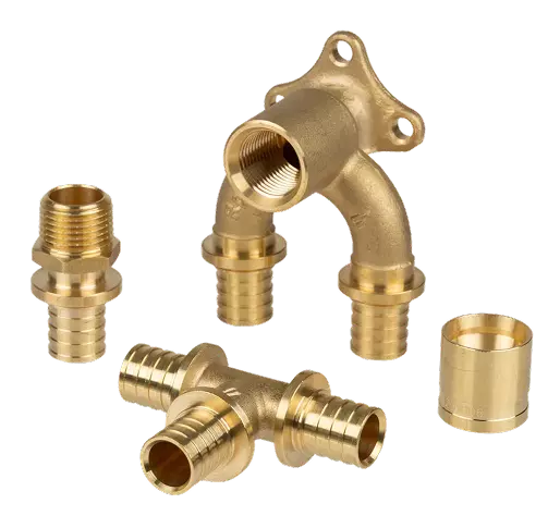 Разнообразие фитингов для различных соединений и размеров труб